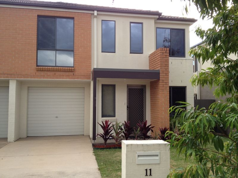 11 Silvereye Circuit, Woodcroft NSW 2767