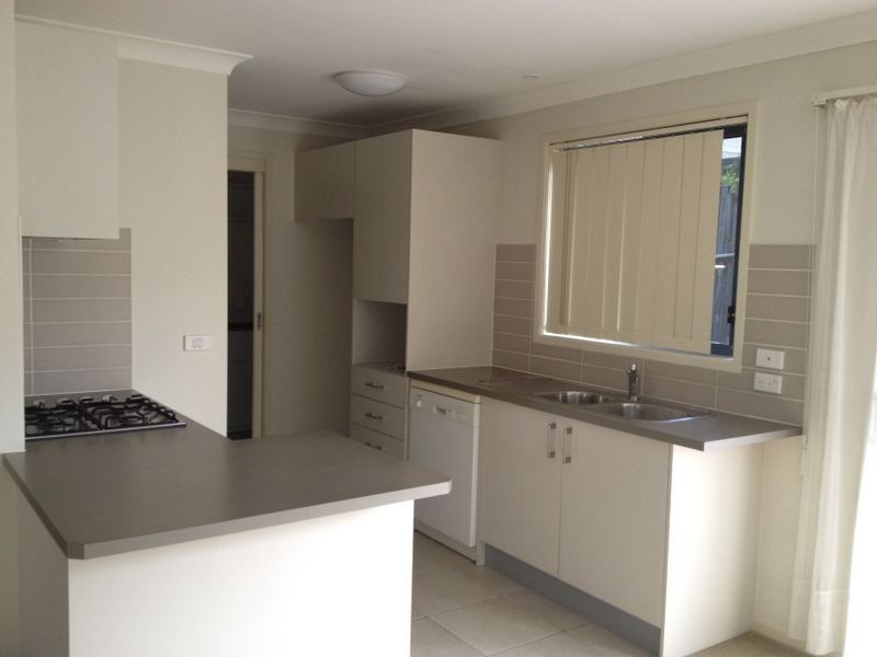 11 Silvereye Circuit, Woodcroft NSW 2767