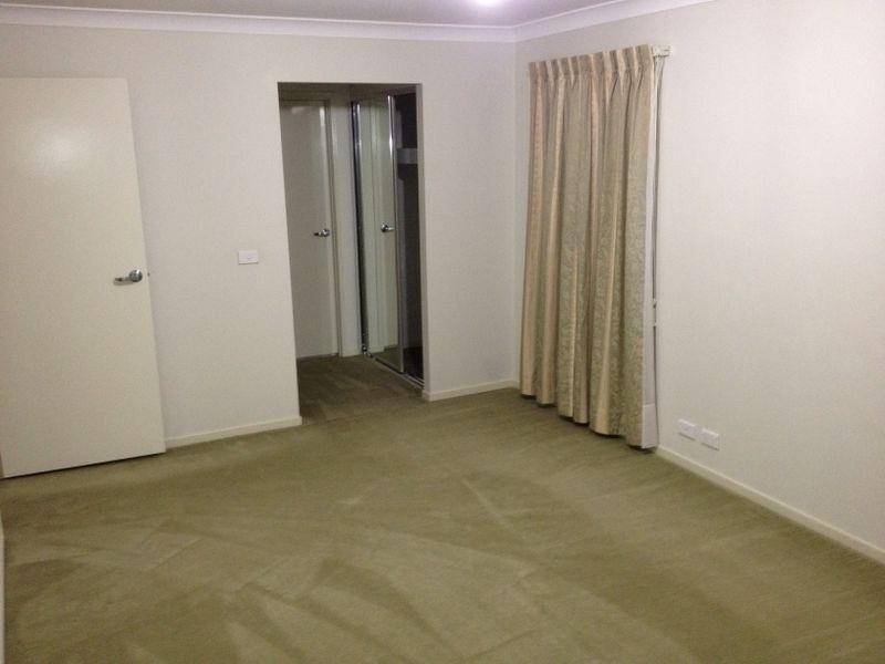 11 Silvereye Circuit, Woodcroft NSW 2767