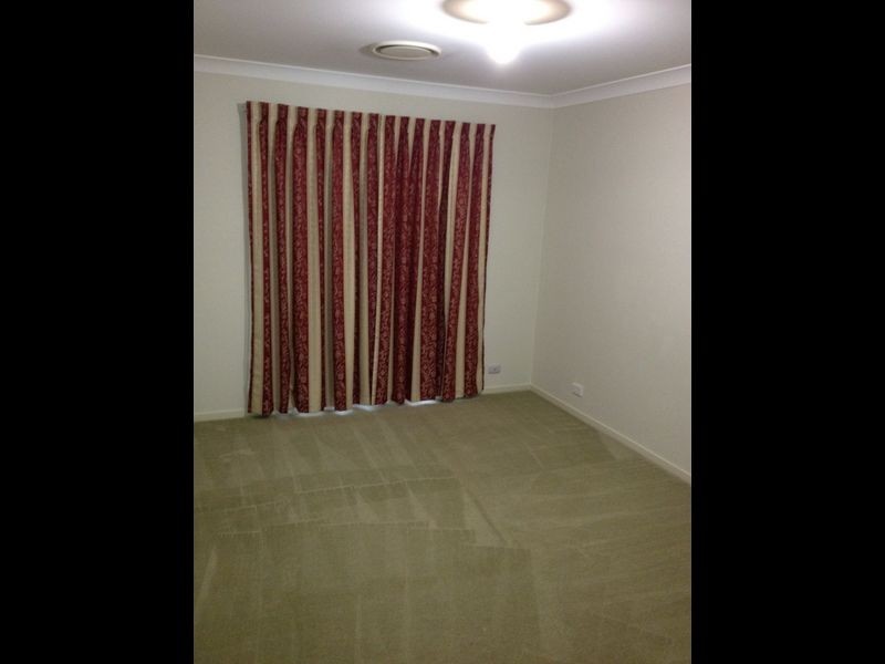 11 Silvereye Circuit, Woodcroft NSW 2767