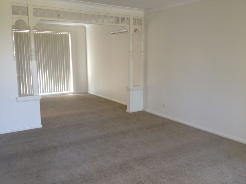 11 Waterside Grove, Woodcroft NSW 2767