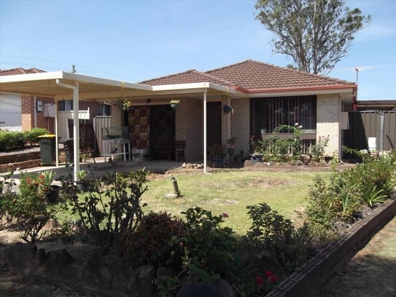 8 Sherborne Place, Glendenning NSW 2761