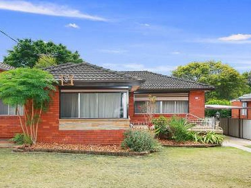20 Favell Street, Toongabbie NSW 2146