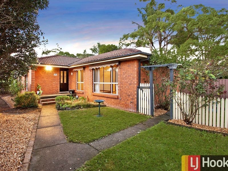 8 Lobelia Crescent, Quakers Hill NSW 2763
