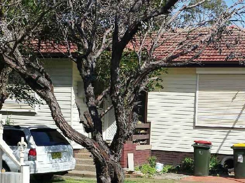 10 Radley Road, Seven Hills NSW 2147