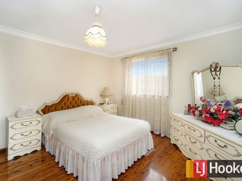 110 Hillend Rd, Doonside NSW 2767