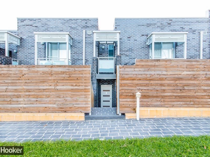 8/44 Barossa Drive, Minchinbury NSW 2770