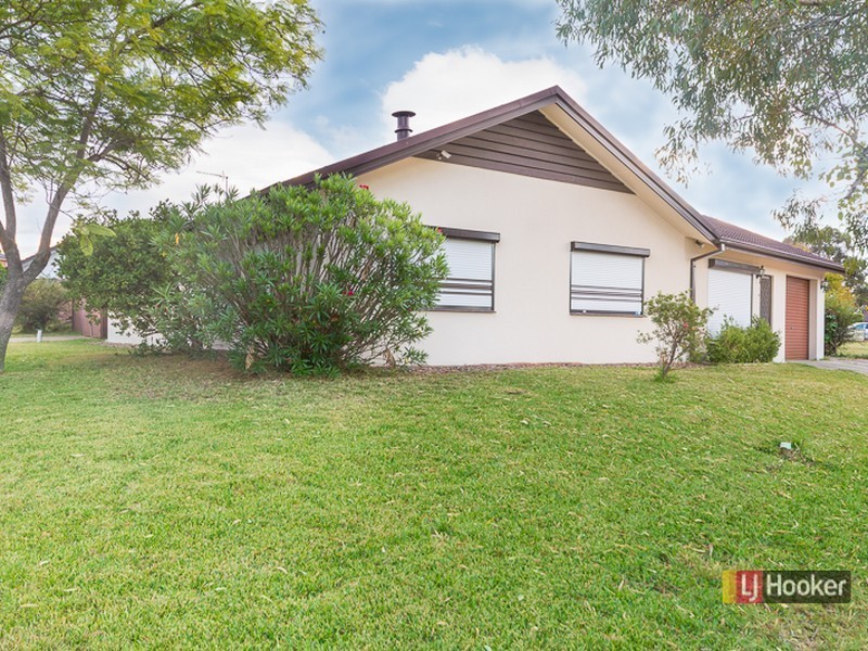 2 Kenyon Crescent, Doonside NSW 2767