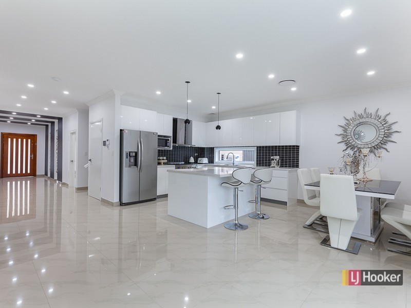 12 Leopold Street, Denham Court NSW 2565