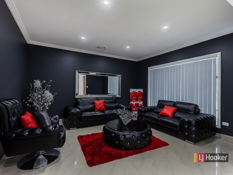 12 Leopold Street, Denham Court NSW 2565