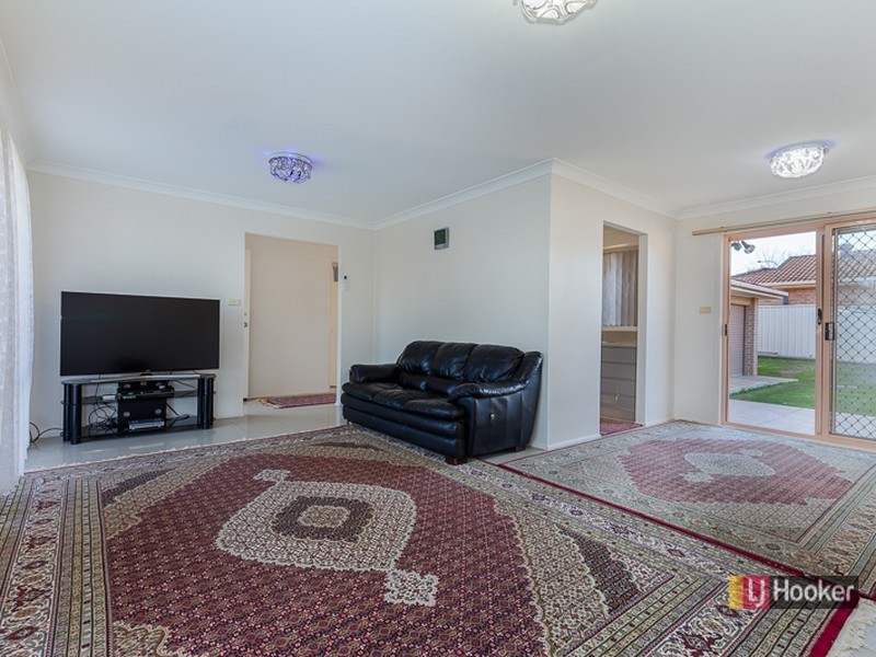 21 Adrienne Street, Glendenning NSW 2761