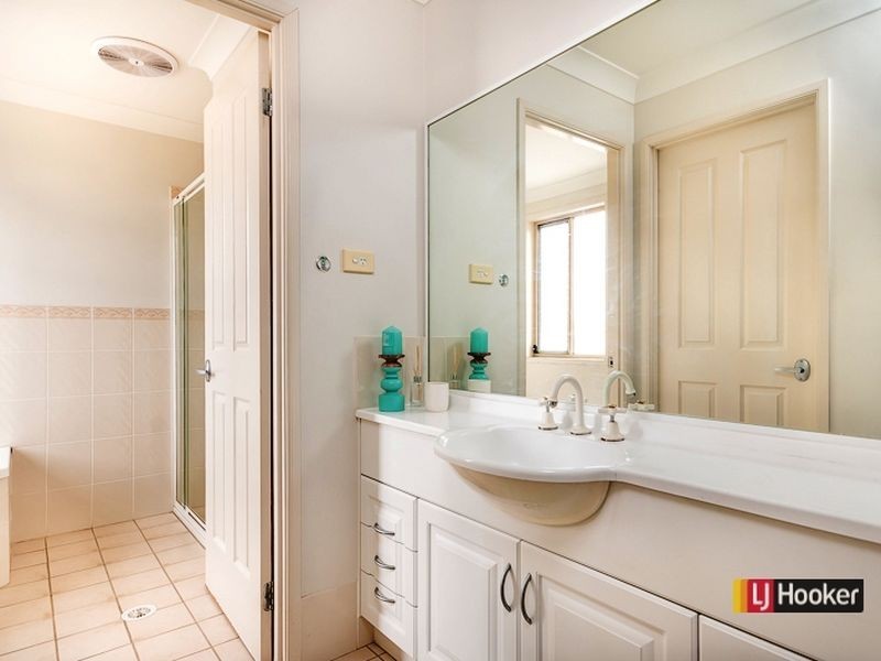 5 Leafy Grove, Plumpton NSW 2761