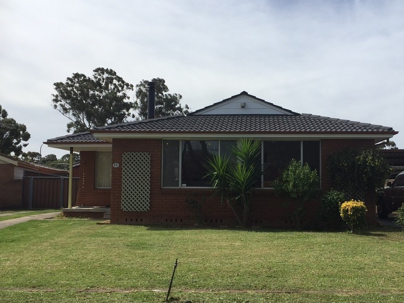 33 Fuchsia Crescent, Quakers Hill NSW 2763