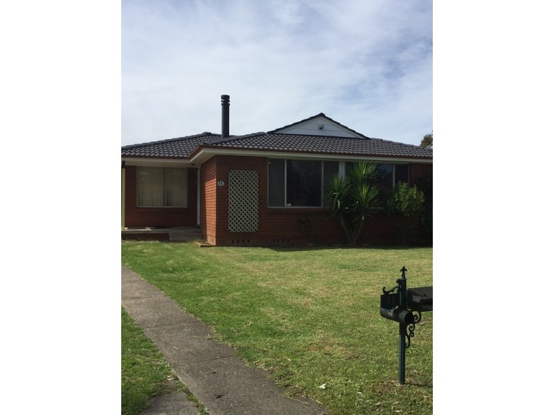 33 Fuchsia Crescent, Quakers Hill NSW 2763