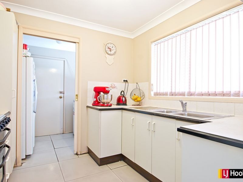 96 Dryden Avenue, Oakhurst NSW 2761