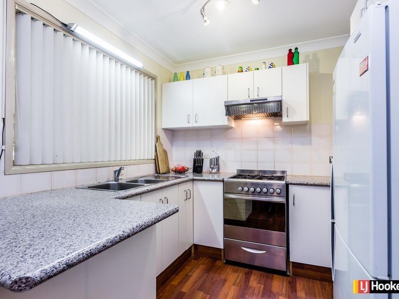 15 Dillon Place, Oakhurst NSW 2761