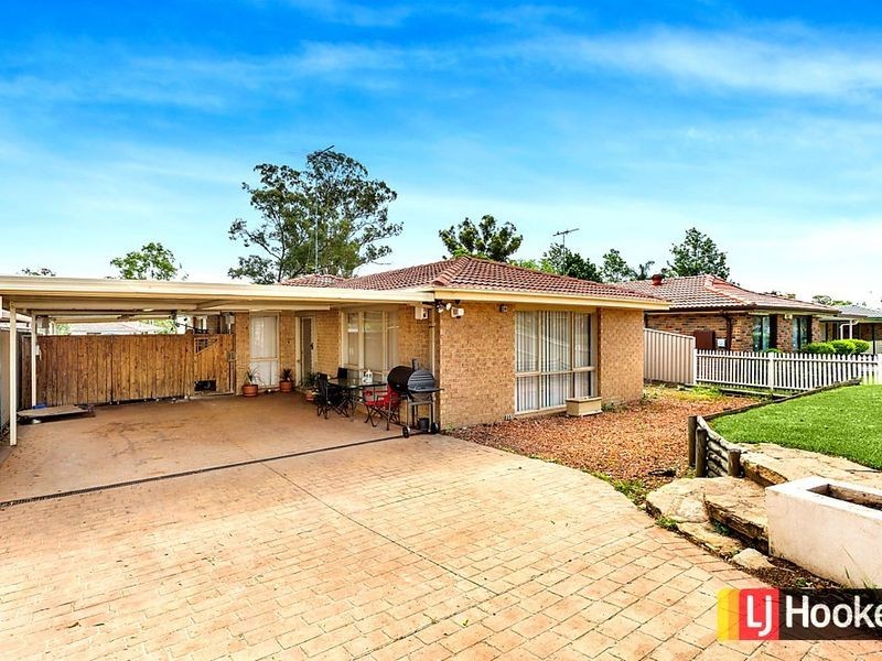 16 Bluett Crescent, Doonside NSW 2767