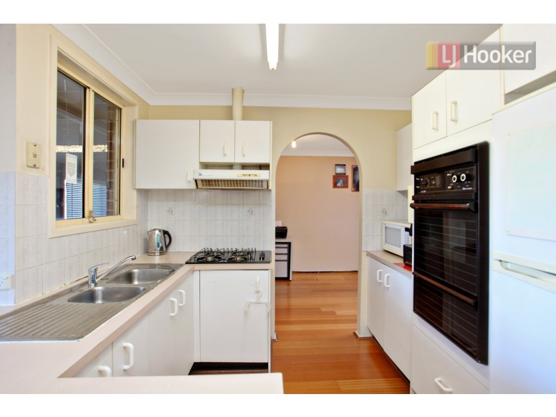 73 Dryden Avenue, Oakhurst NSW 2761