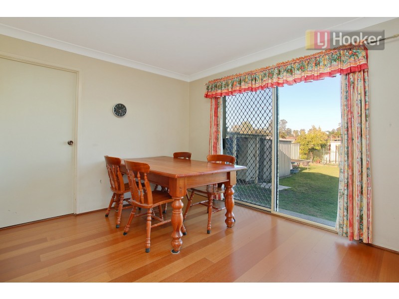 73 Dryden Avenue, Oakhurst NSW 2761