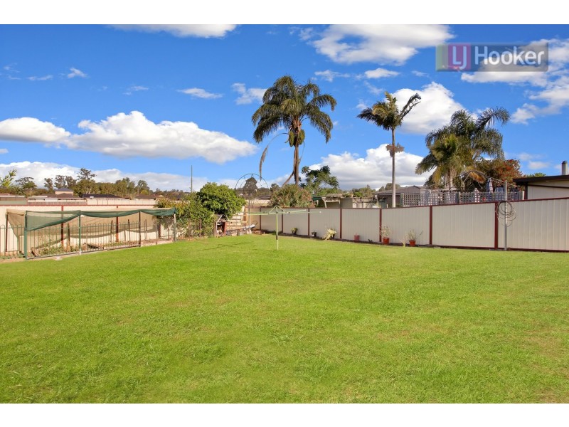 73 Dryden Avenue, Oakhurst NSW 2761