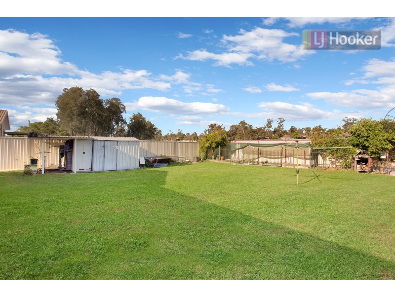 73 Dryden Avenue, Oakhurst NSW 2761