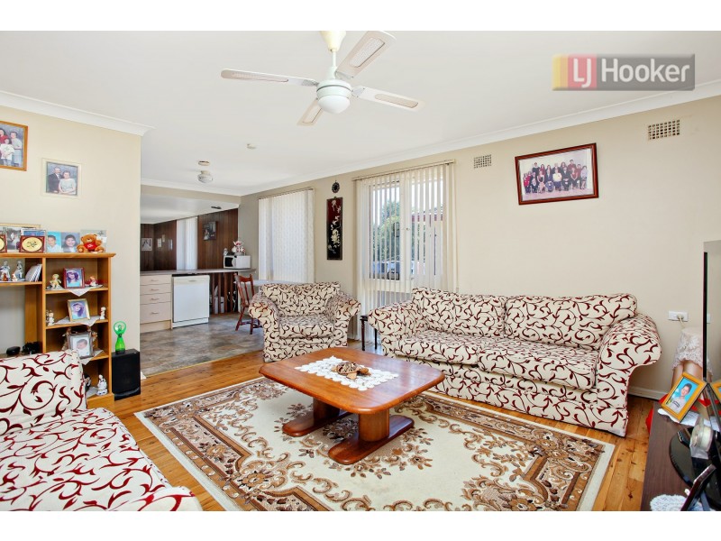 16 Hardy Street, Blackett NSW 2770