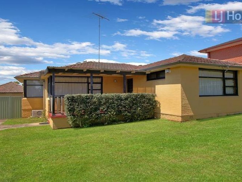 247 Old Windsor Road, Old Toongabbie NSW 2146