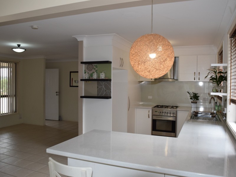 11 Newham Street, Dean Park NSW 2761