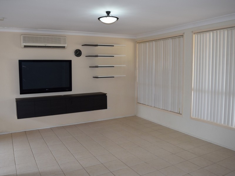 11 Newham Street, Dean Park NSW 2761