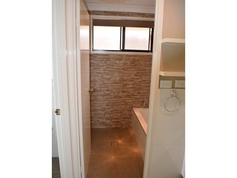 11 Newham Street, Dean Park NSW 2761