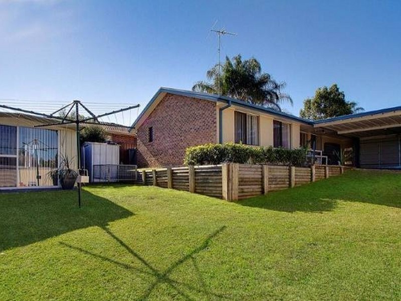 11 Newham Street, Dean Park NSW 2761