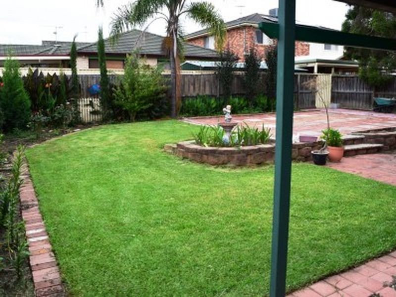 38 Stockade Pl, Woodcroft NSW 2767