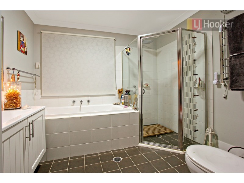 32 Lilydale Drive, Woodcroft NSW 2767