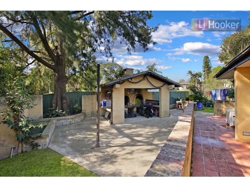11 Dampier Place, Whalan NSW 2770