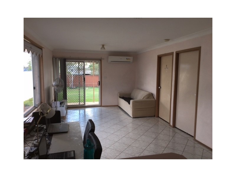 17b Westcott Place, Oakhurst NSW 2761