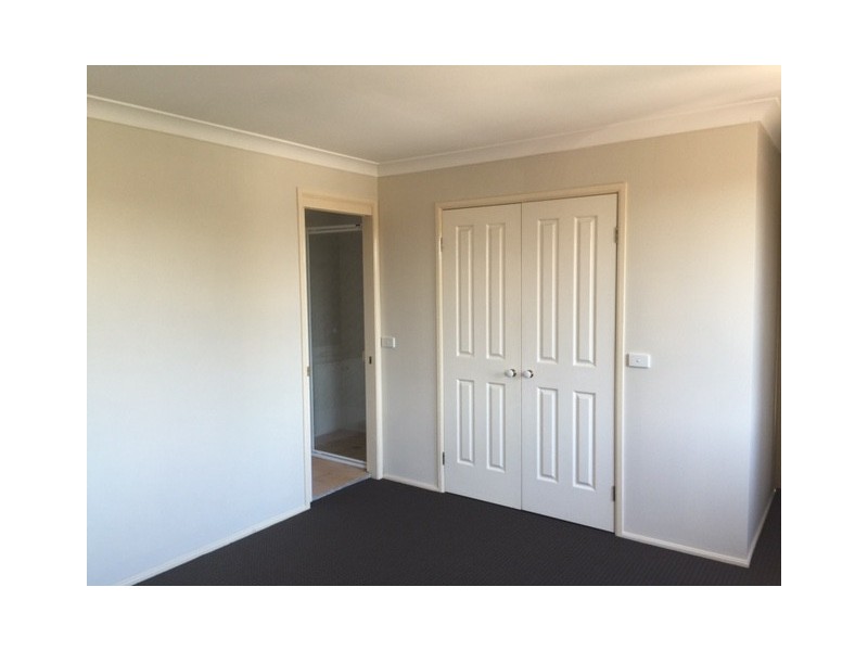 14 Burrinjuck Drive, Woodcroft NSW 2767