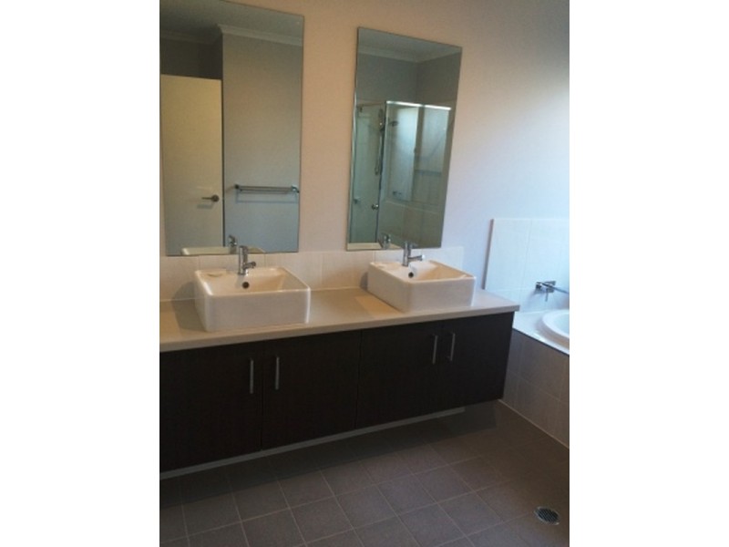 49 Woodburn Street, Colebee NSW 2761