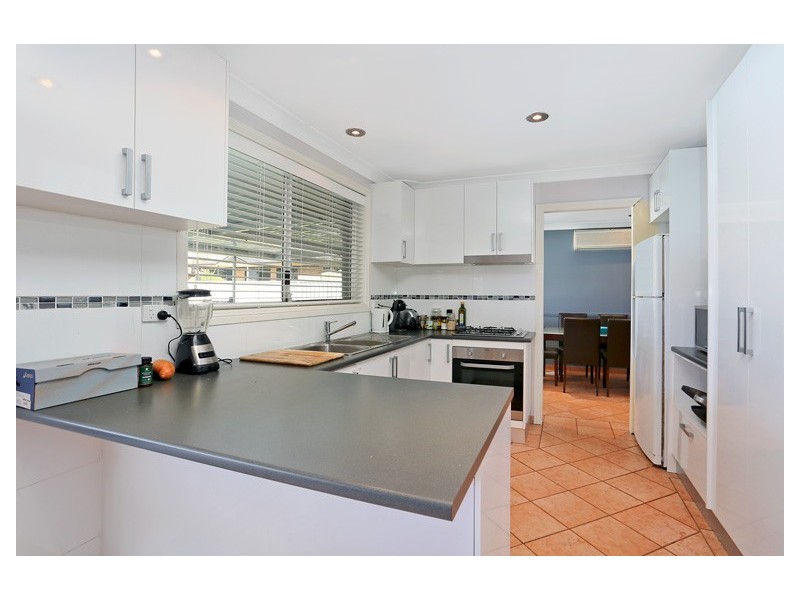 27 Aldan Place, St Clair NSW 2759