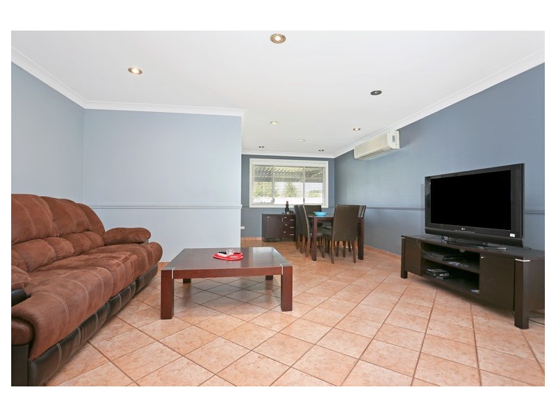 27 Aldan Place, St Clair NSW 2759