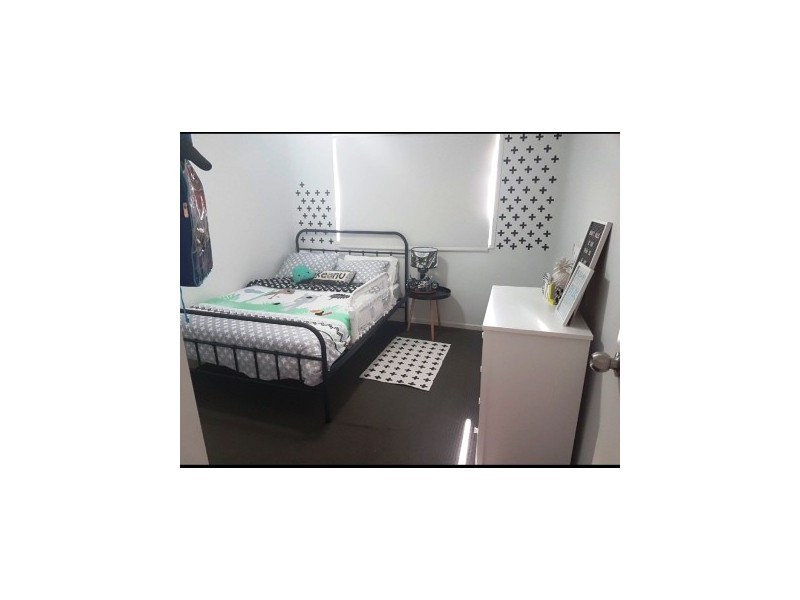 15 Darug Avenue, Glenmore Park NSW 2745