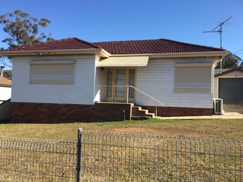 12 Leslie Street, Blacktown NSW 2148