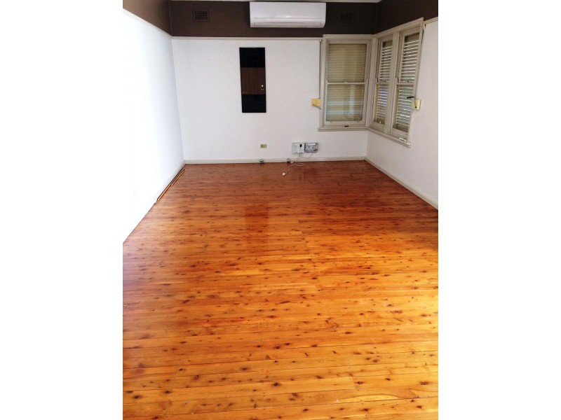 12 Leslie Street, Blacktown NSW 2148