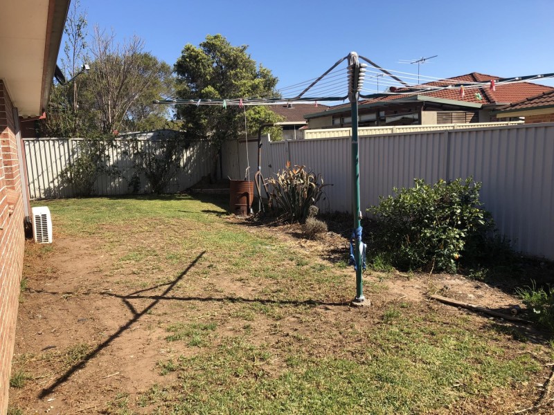 27 Keyport Crescent, Glendenning NSW 2761