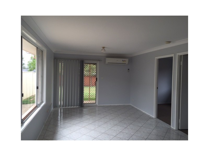 17b Westcott Place, Oakhurst NSW 2761