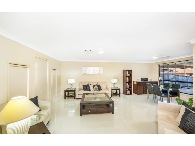 24 Silvereye Ct, Woodcroft NSW 2767