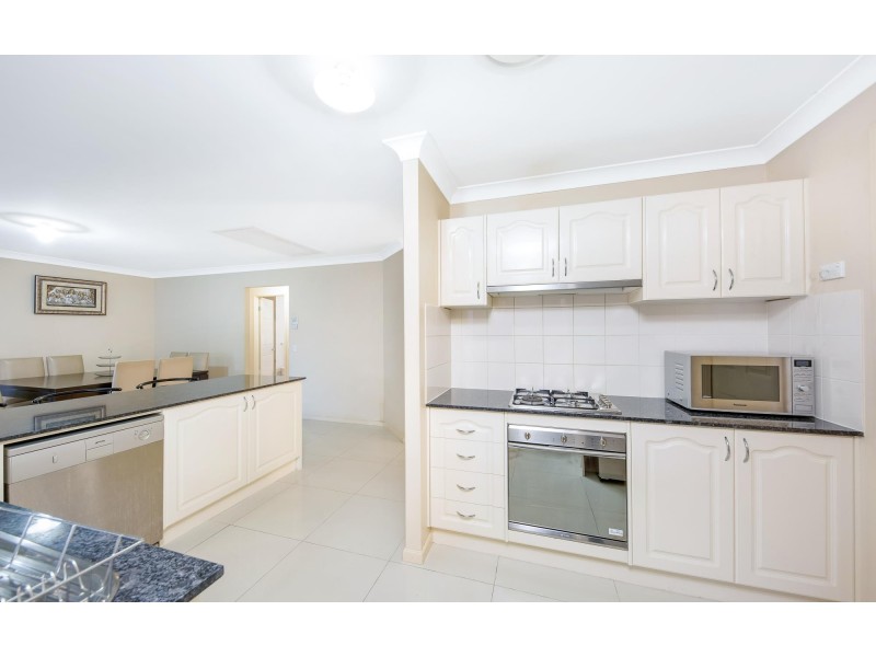 24 Silvereye Ct, Woodcroft NSW 2767