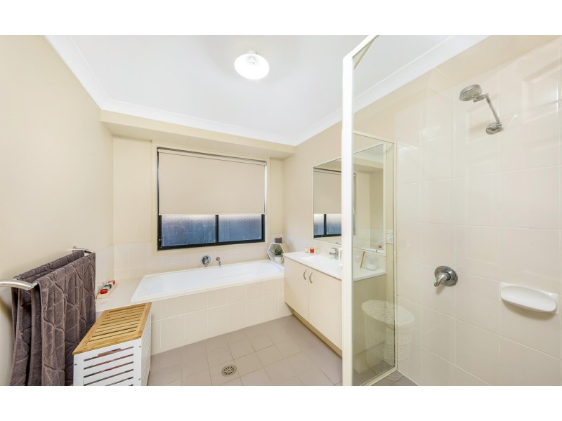 24 Silvereye Ct, Woodcroft NSW 2767