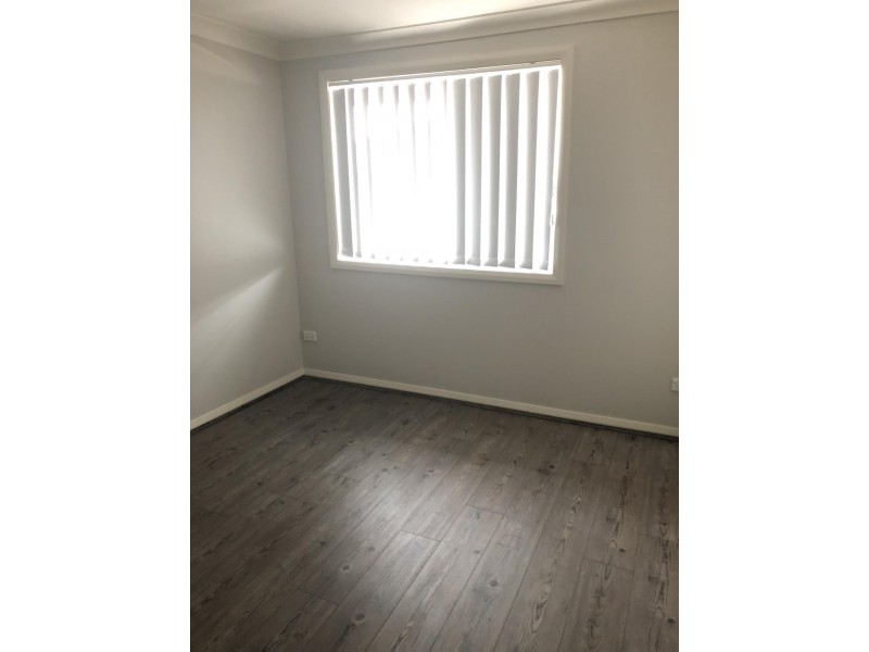 5 Sharada Glade, Woodcroft NSW 2767