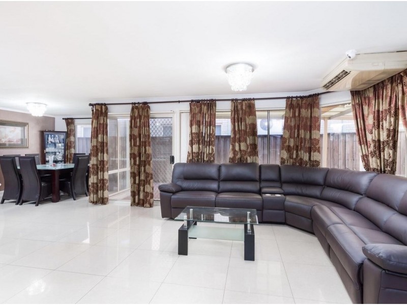 41 Burrinjuck Drive, Woodcroft NSW 2767