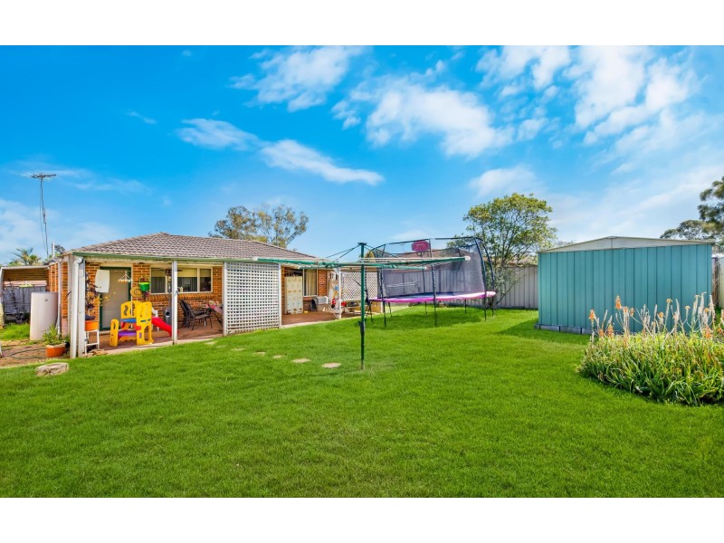 75 McFarlane Drive, Minchinbury NSW 2770